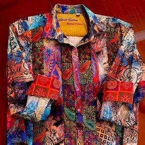 Robert Graham Limited Edition, 2X, long sleeve button down shirt, multi colors.